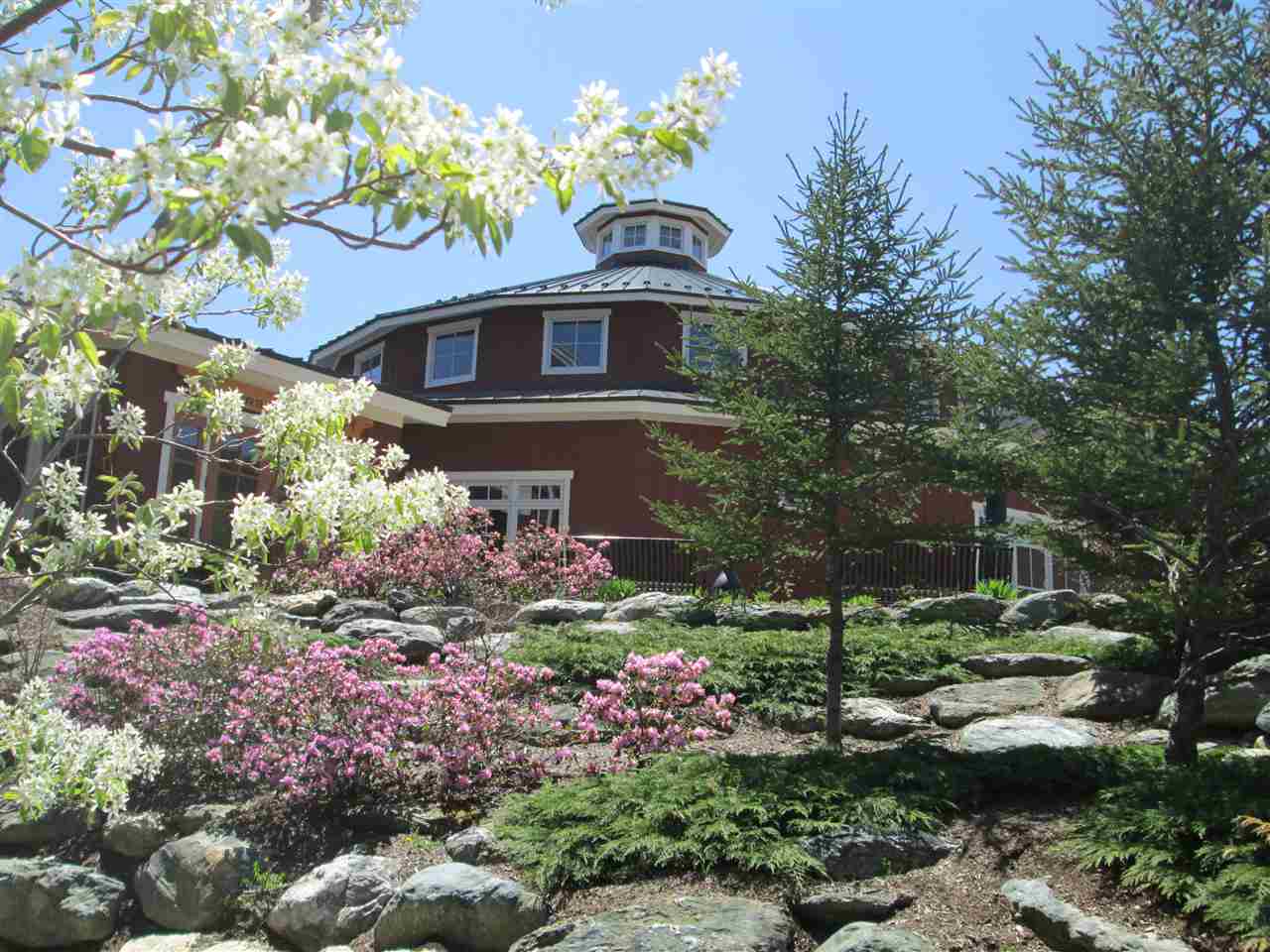 102 Forest 218 / II Drive, Unit 218 / II Clay Brook at Sugarbush Warren