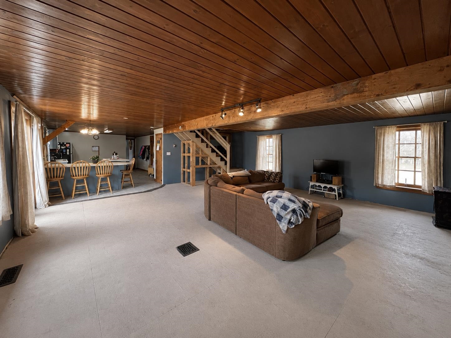 4735 Burke Hollow Road