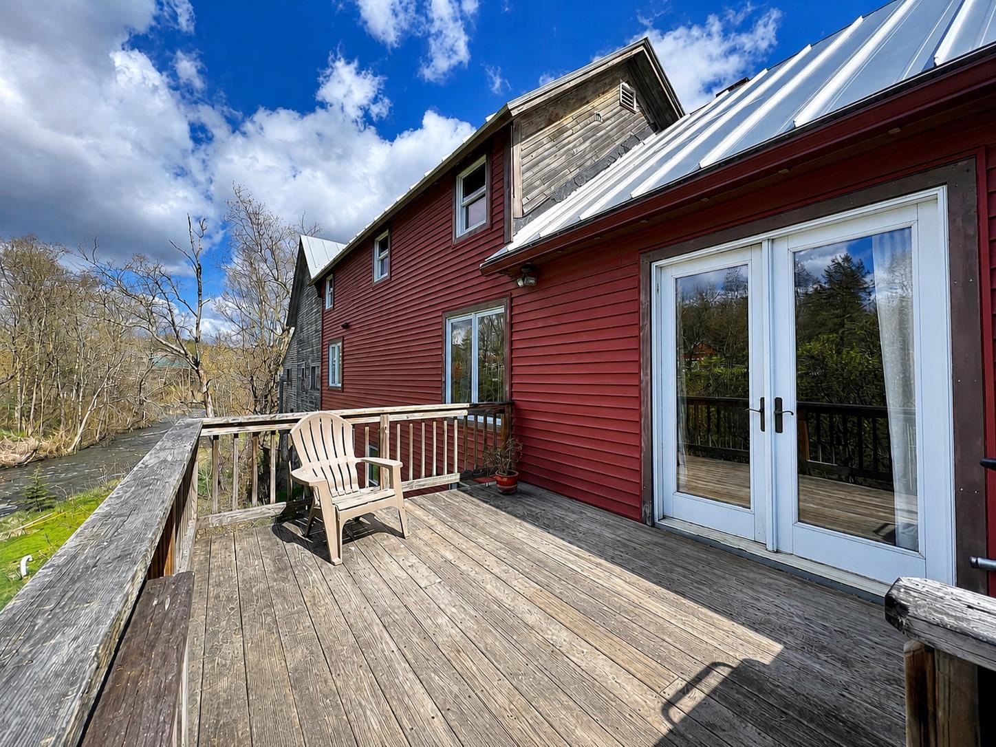 4735 Burke Hollow Road