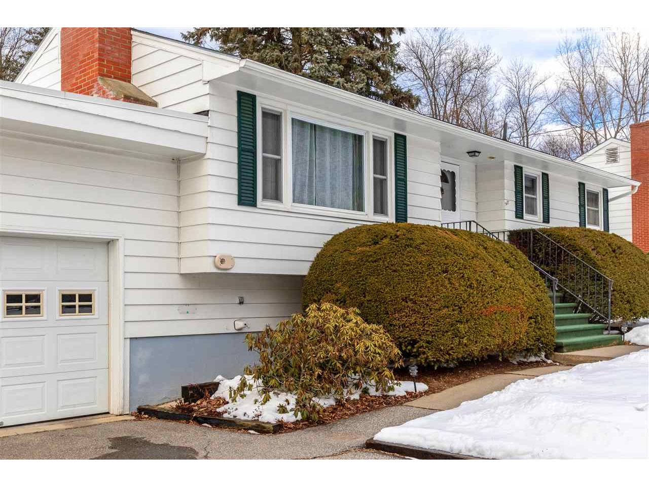 74 Lakeview Drive Shelburne, Vermont Sold in 2019