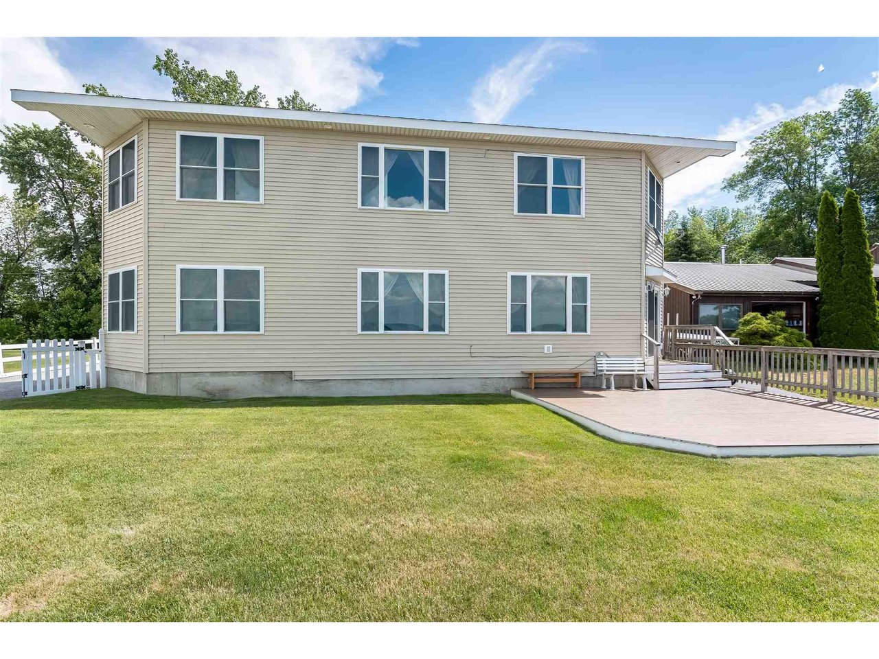 669 Firehouse Road Alburgh, Vermont Sold in 2020 Coldwell Banker