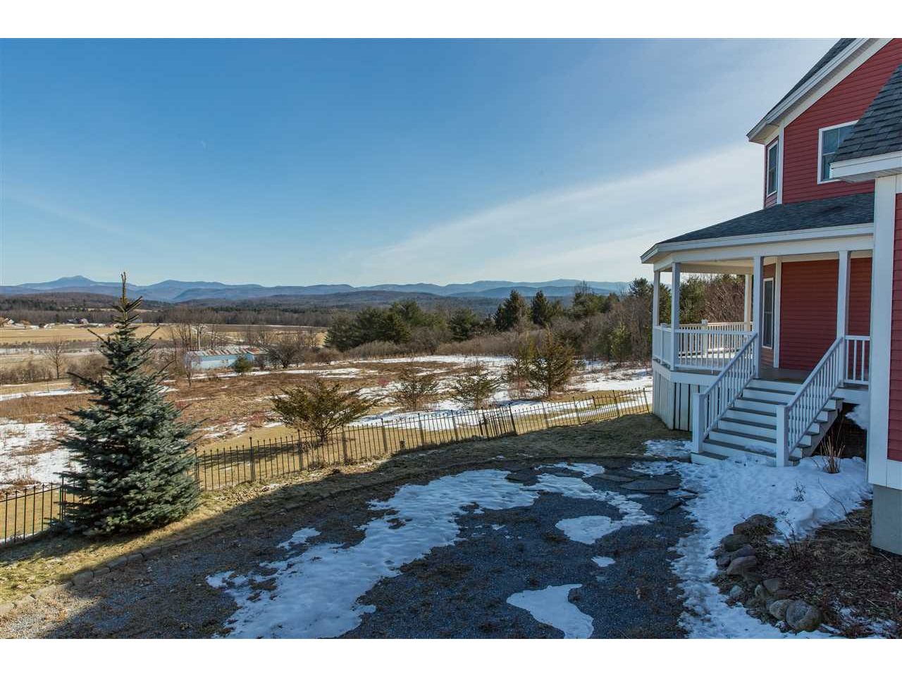 101 Mountains Edge Charlotte, Vermont Sold in 2019