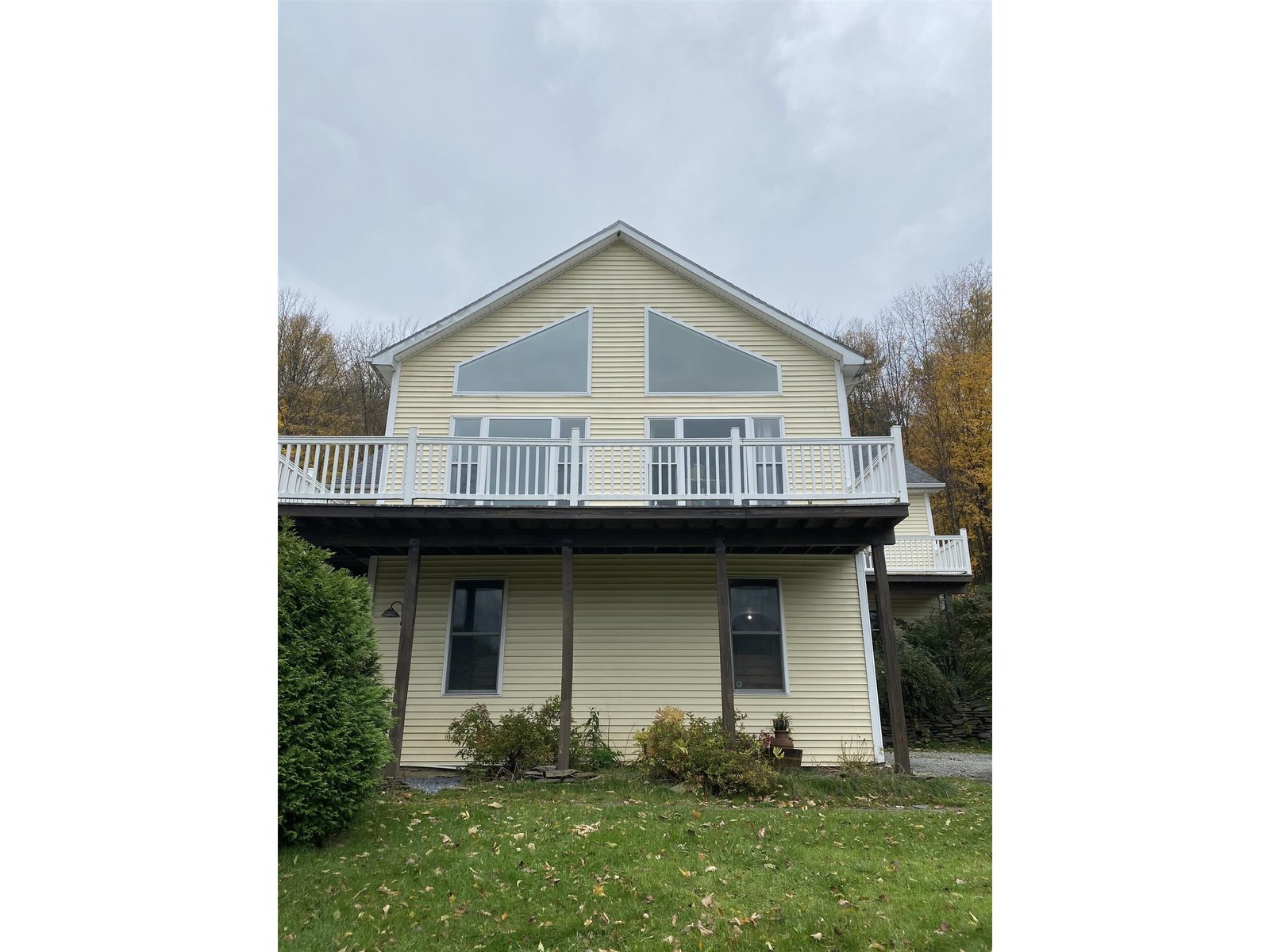 475 East View Road
