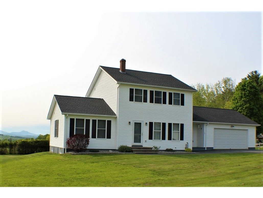 30 Cobble Hill Meadows Barre Town, Vermont Sold in 2019