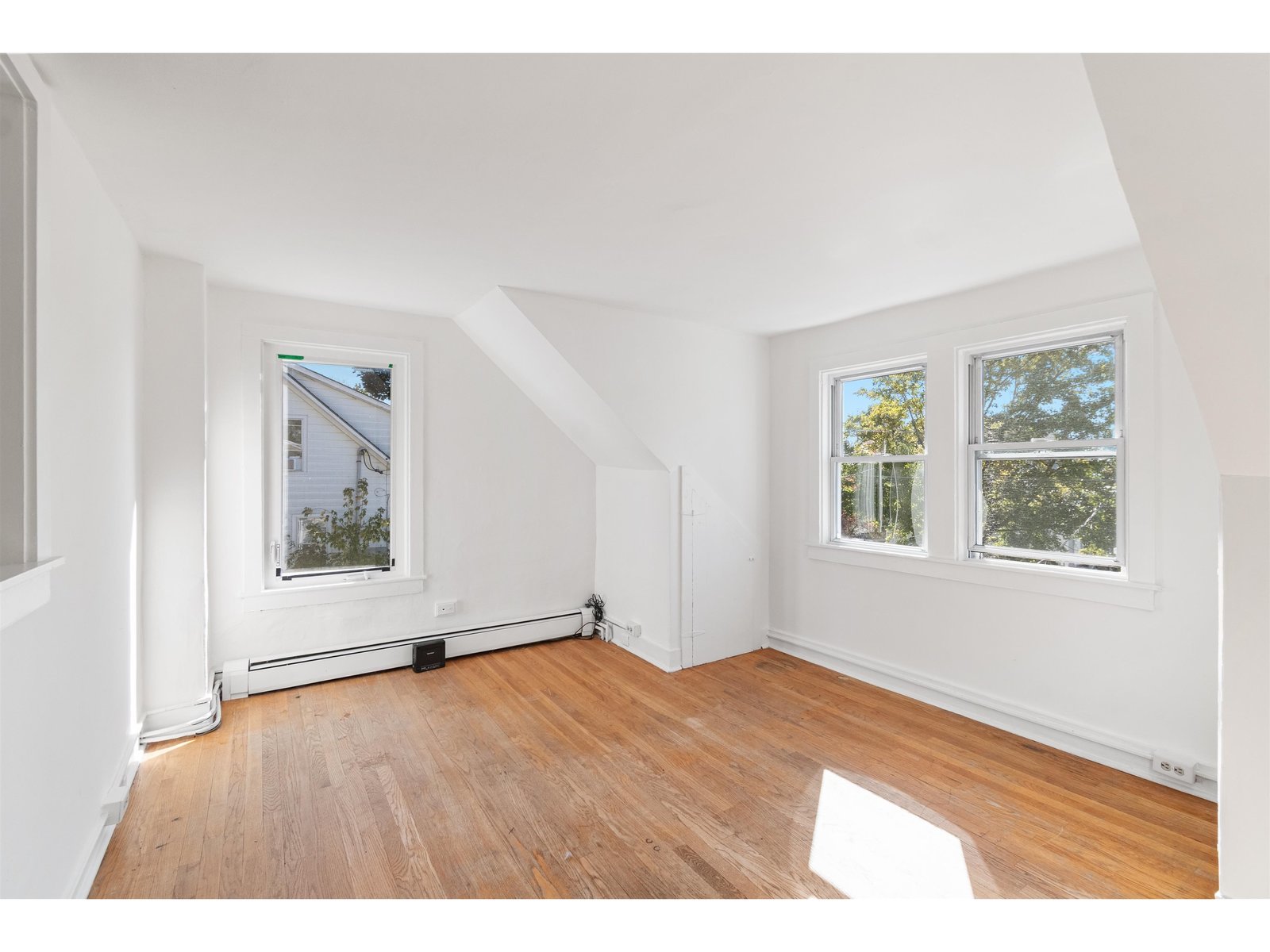 Unit 478 #2: Living Space