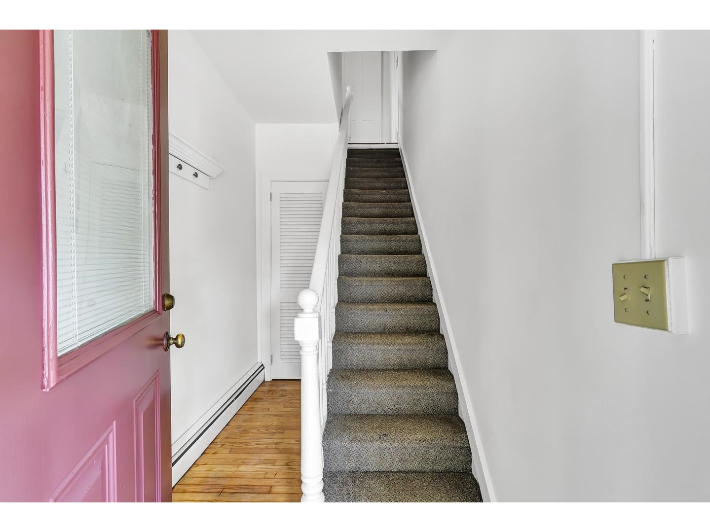 Unit 476 #2: Entry
