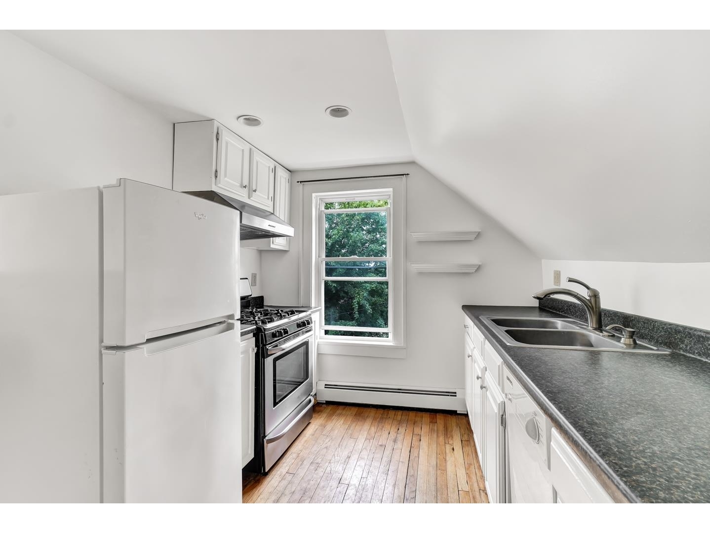 Unit 476 #2: Kitchen