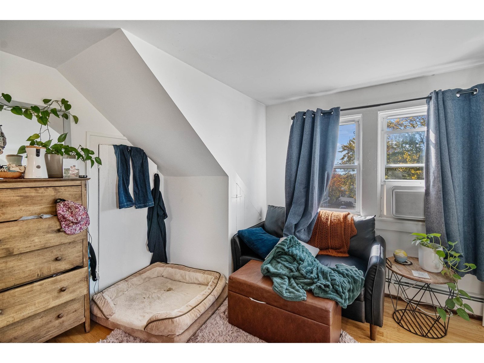 Unit 476 #2: Living Space