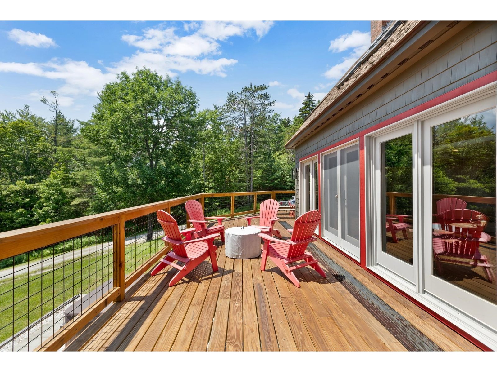Huge Deck with SW Views