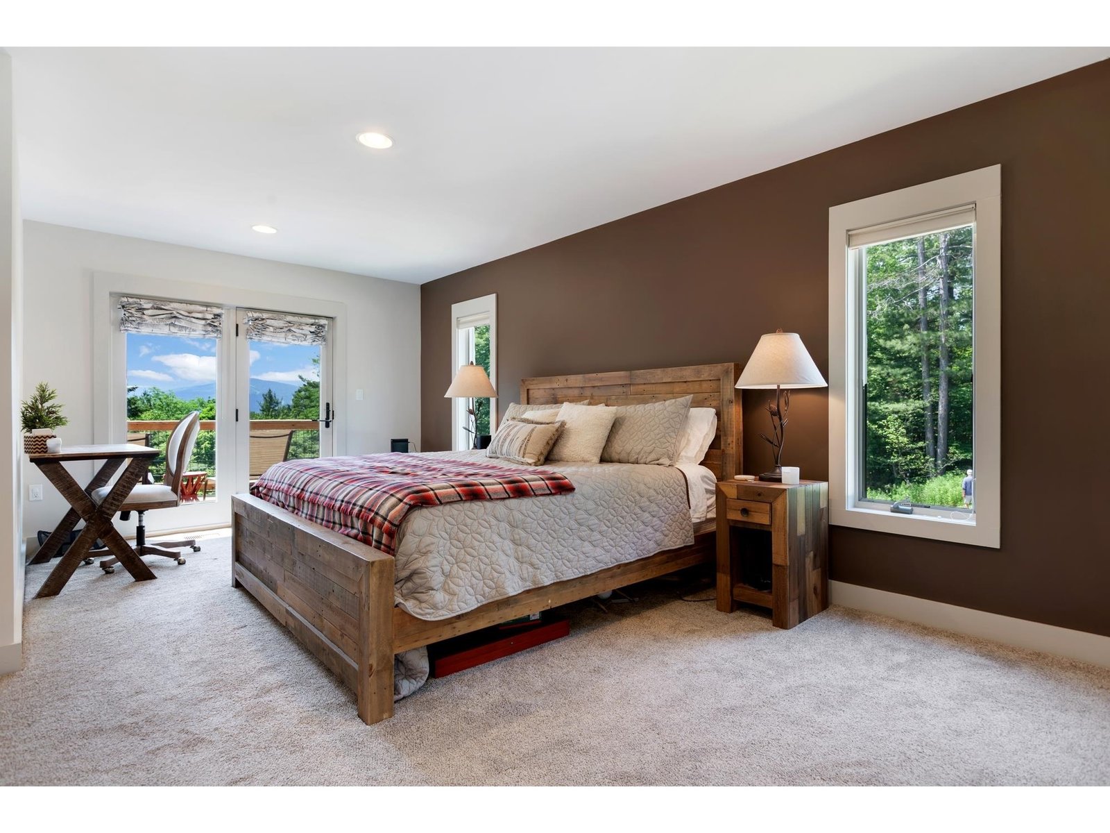 Spacious and Bright