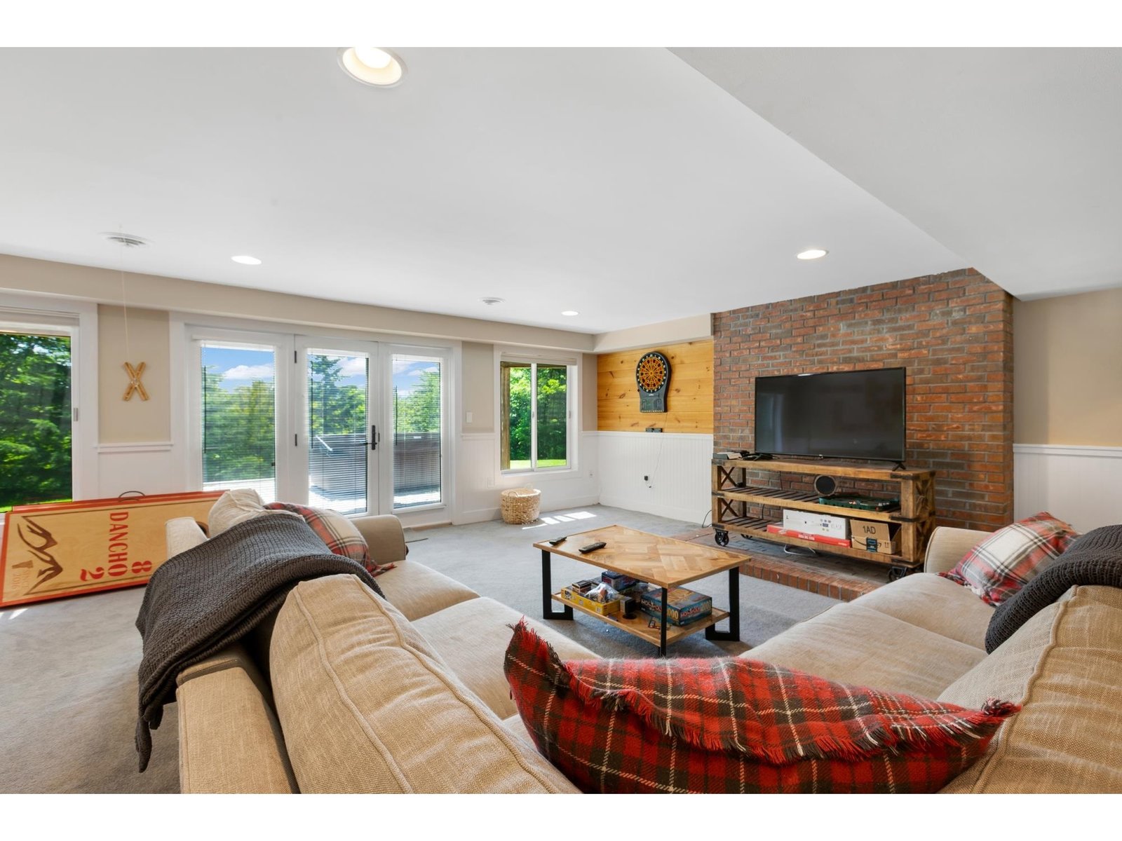 Walkout Daylight Family Room