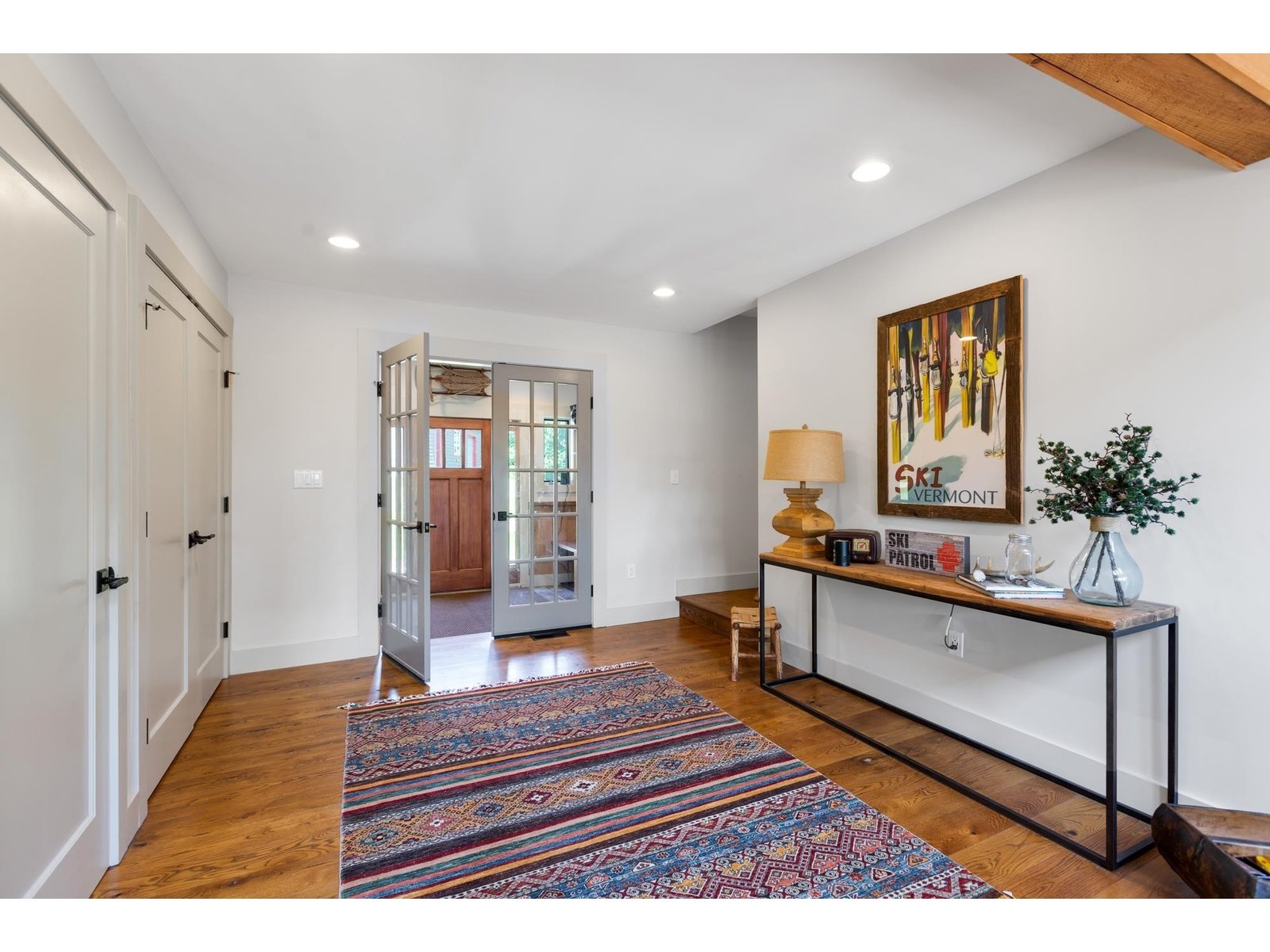 Expansive Foyer