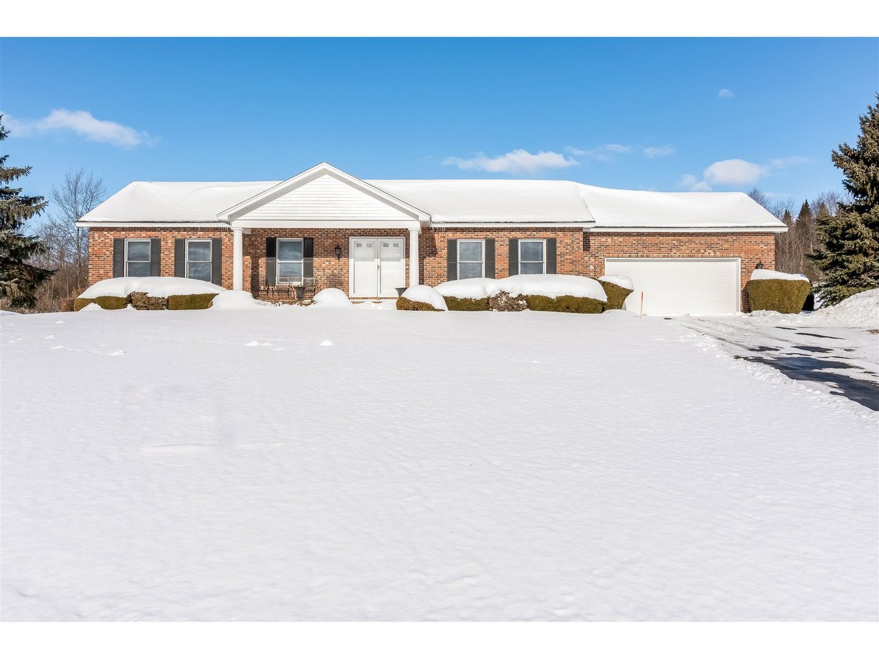 17 Country Club Estates Swanton, Vermont Sold in 2020