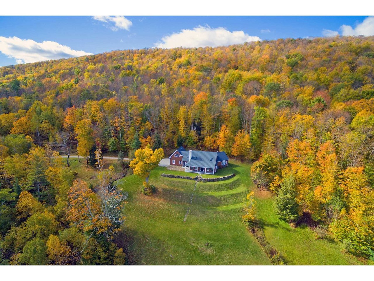 394 Hounds Hill Lane Wallingford, Vermont Sold in 2020