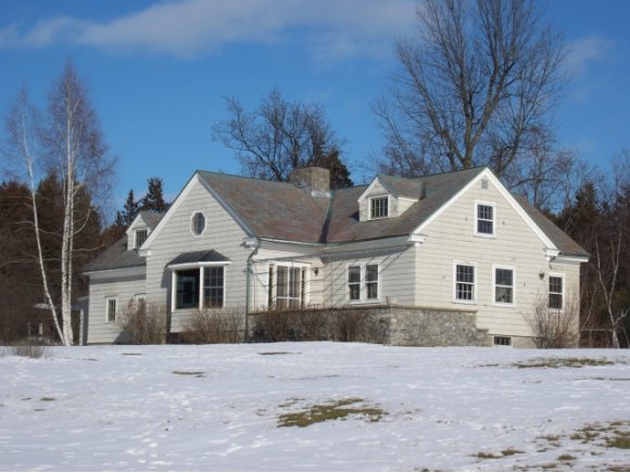 479 West Shore Rd