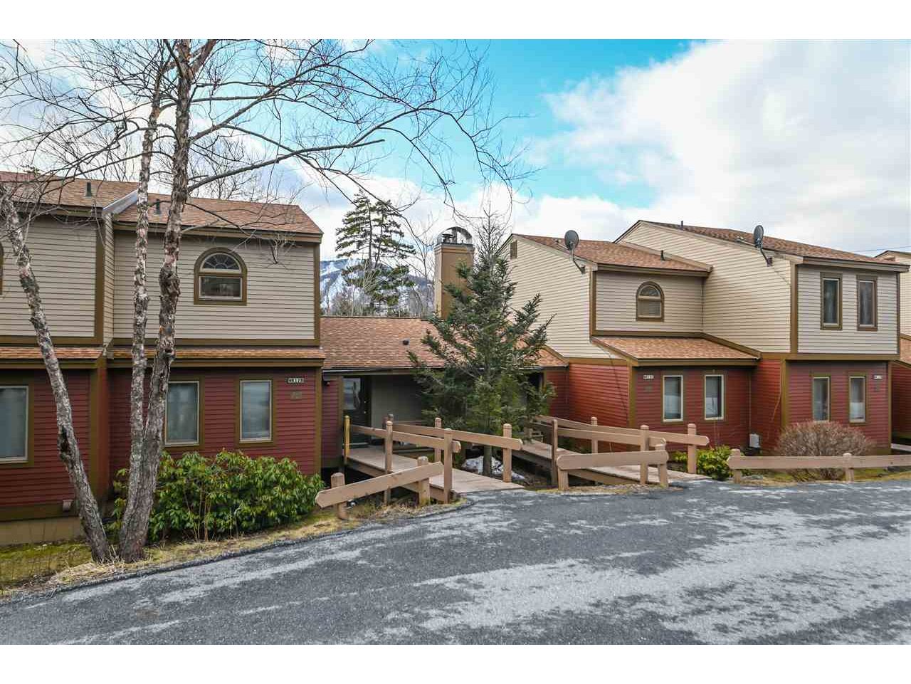 12B White Oaks Dover, Vermont Sold in 2020