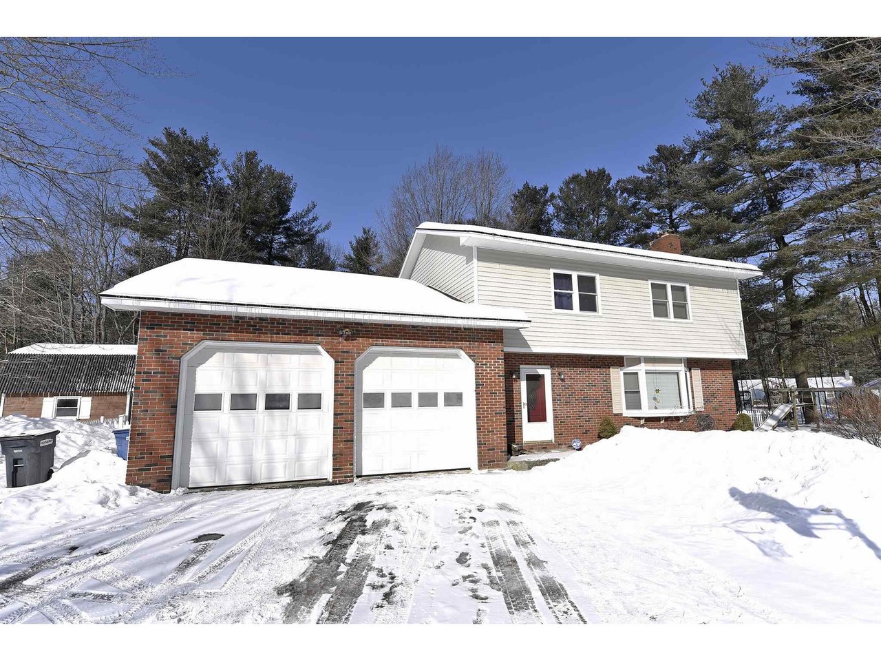 801 West Milton Road Milton, Vermont Sold in 2020