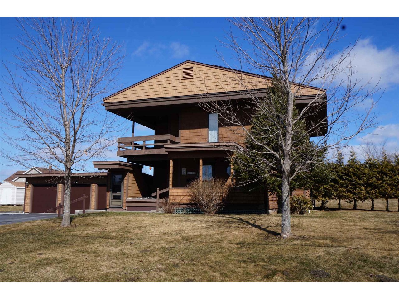 165 West Cobble Hill Road Barre Town, Vermont Sold in 2020