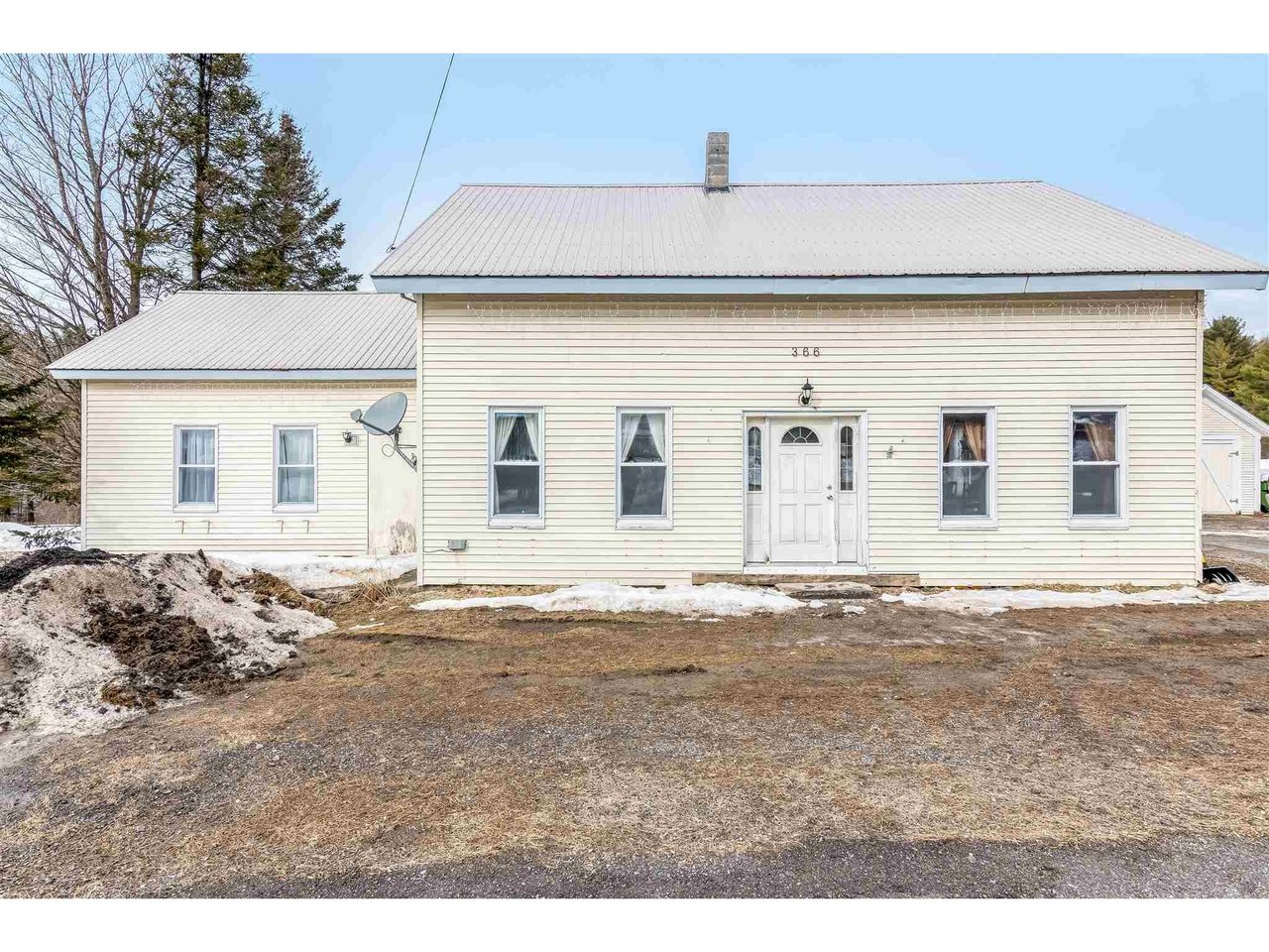 366 Fairfield Road Bakersfield, Vermont Sold in 2020 Coldwell