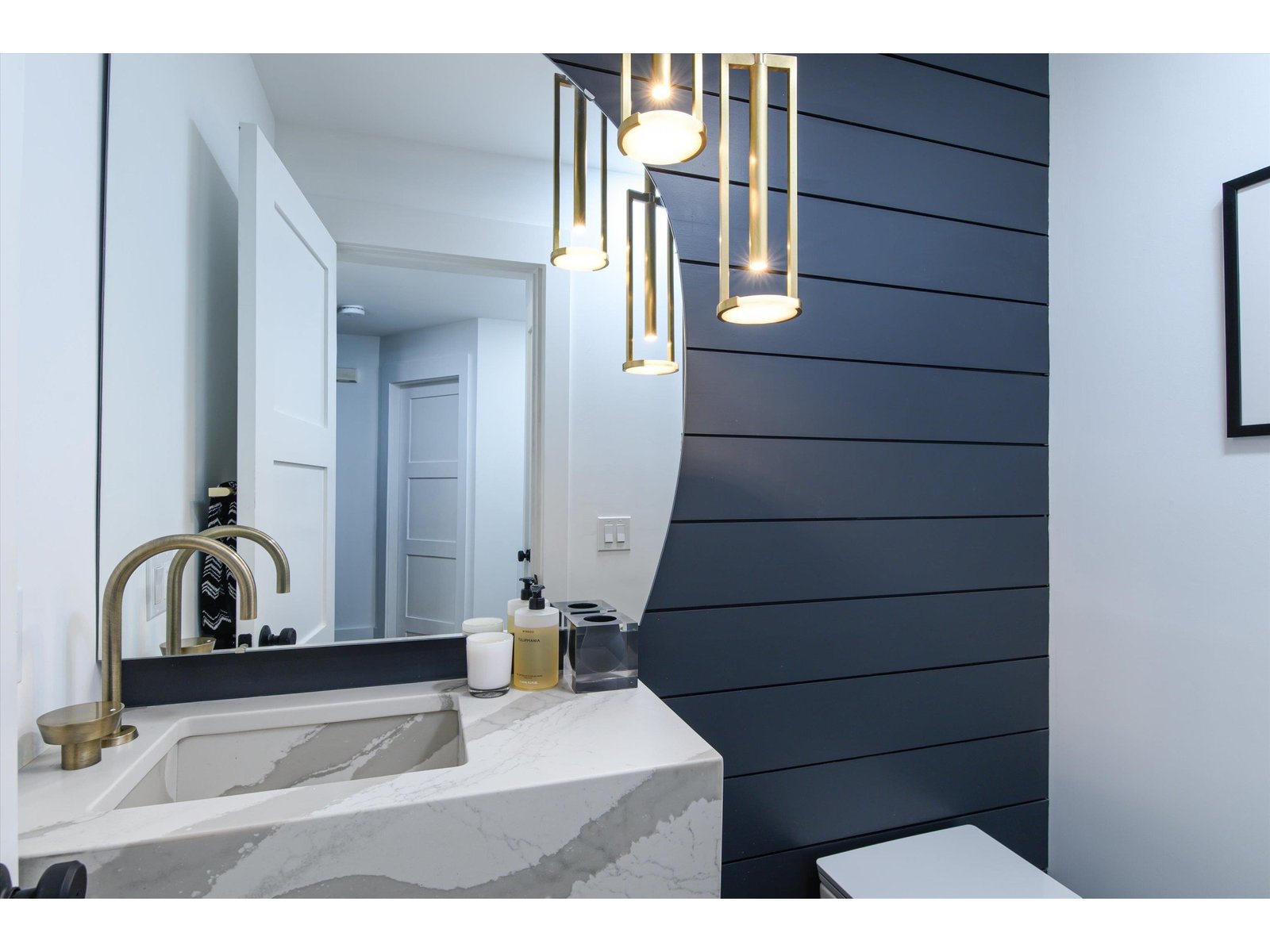 48 Alpine Way, Unit D-1