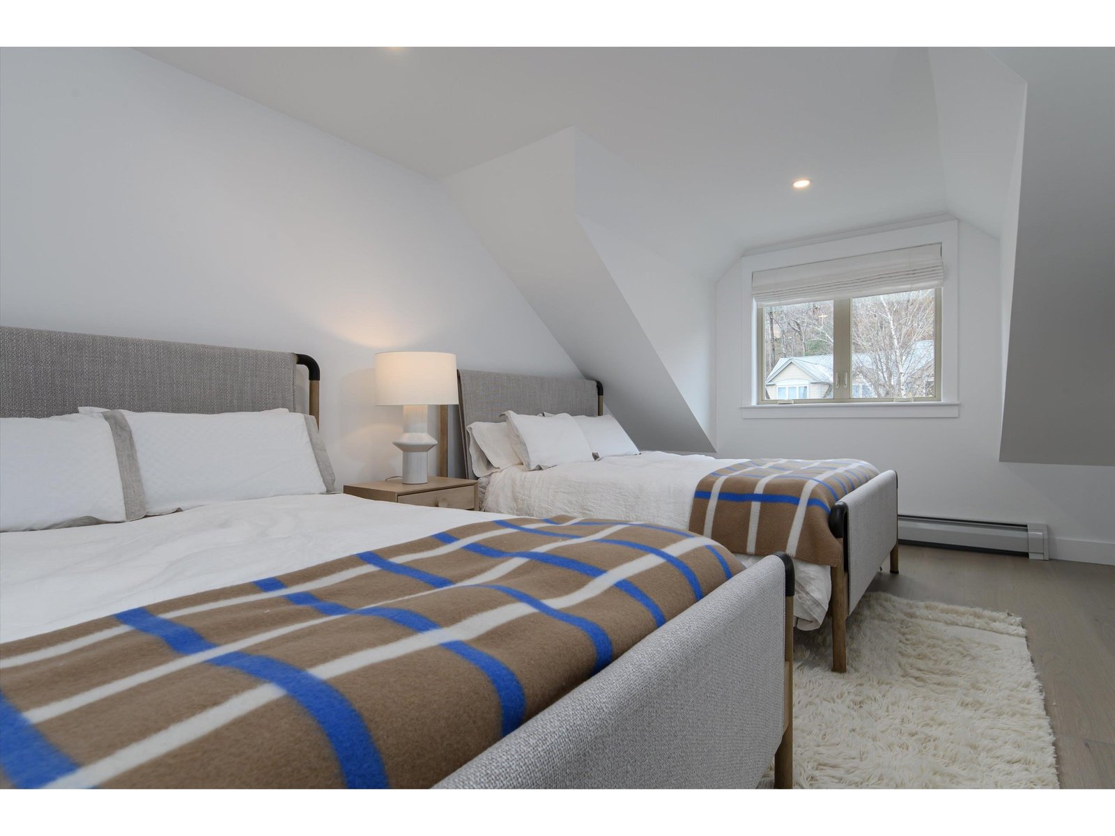 48 Alpine Way, Unit D-1