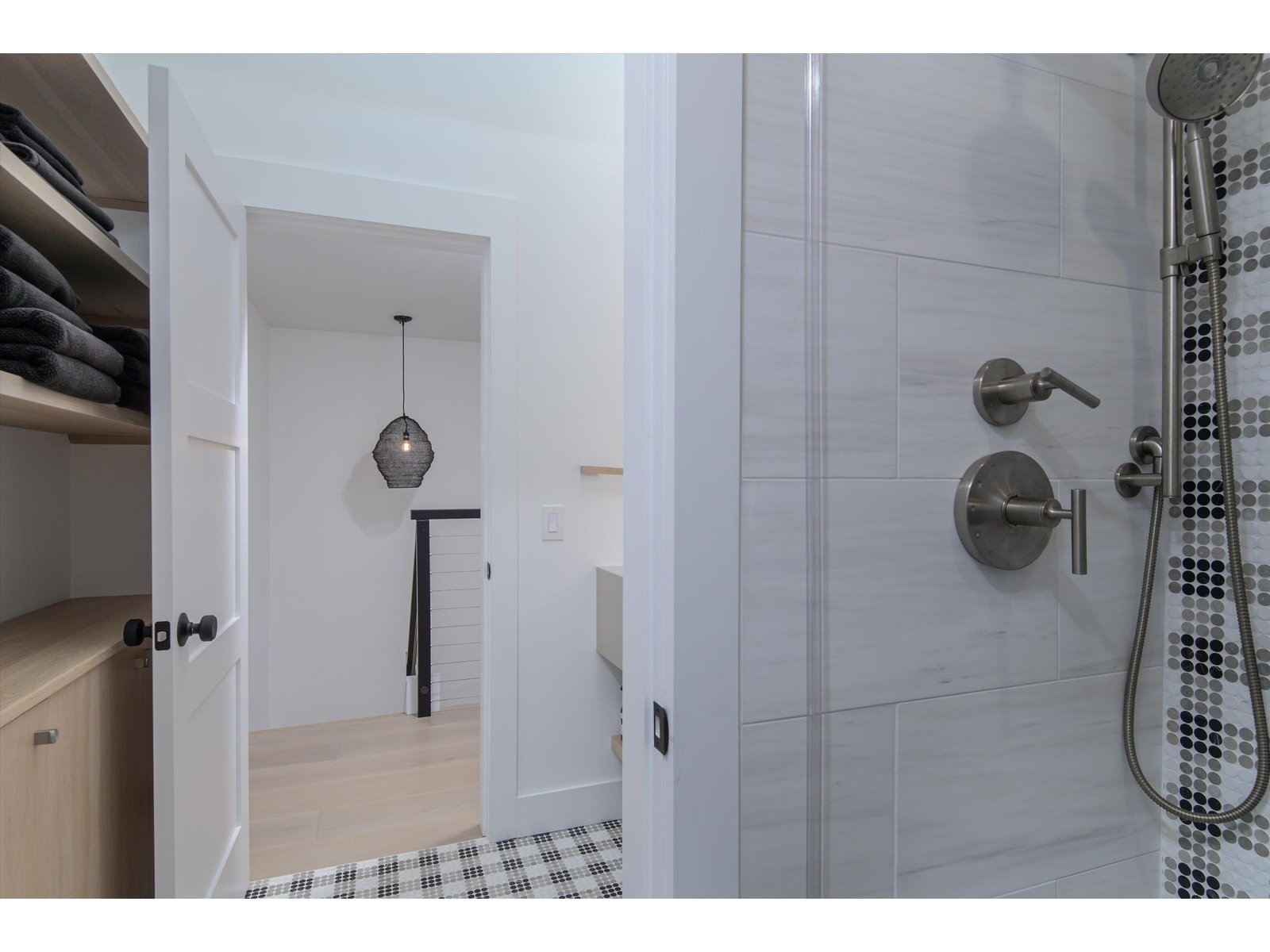 48 Alpine Way, Unit D-1