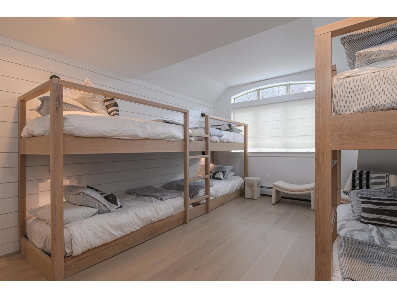 48 Alpine Way, Unit D-1