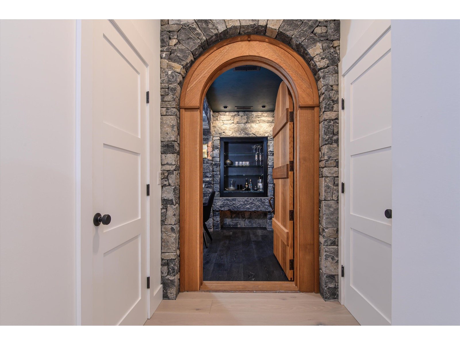 48 Alpine Way, Unit D-1