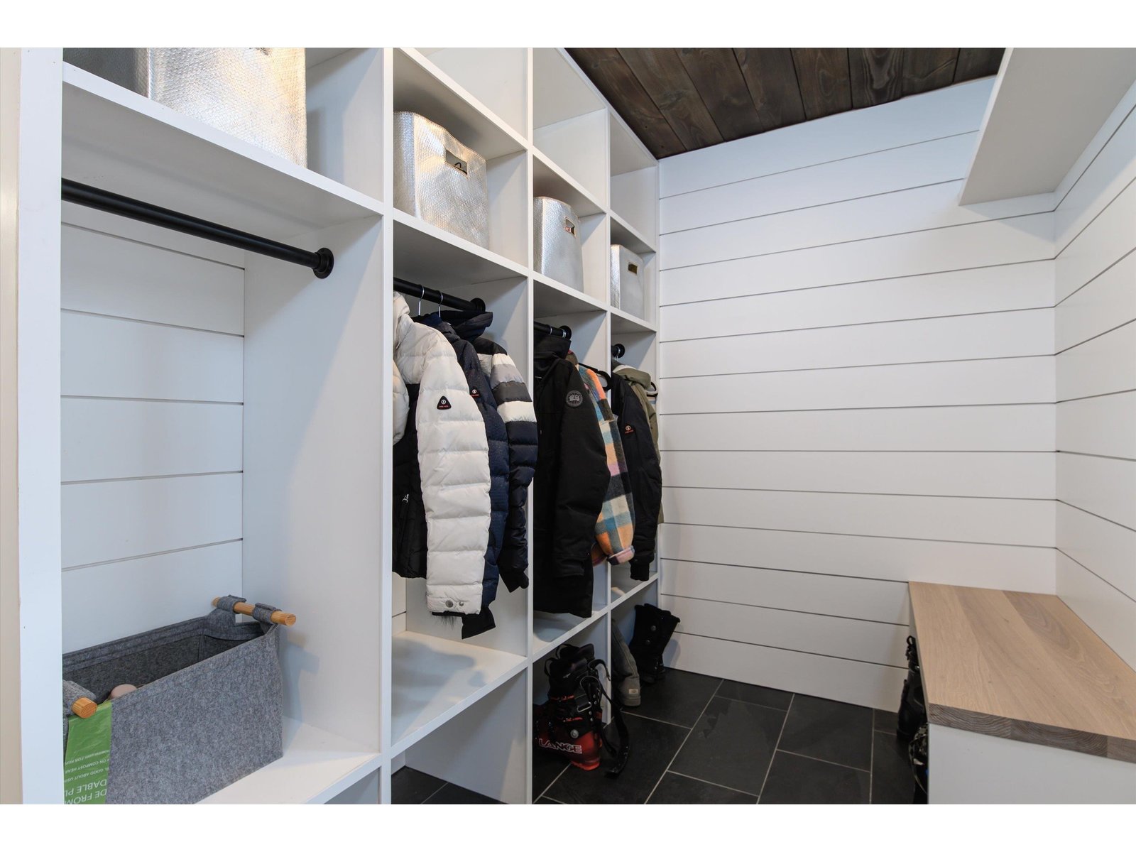 48 Alpine Way, Unit D-1