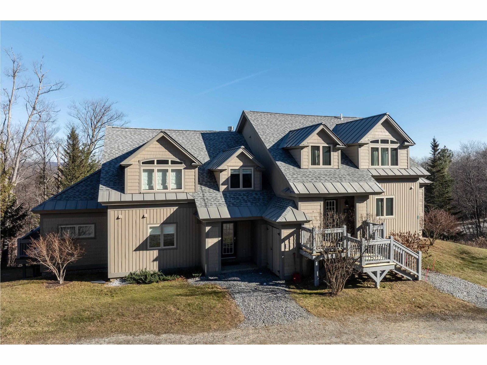 48 Alpine Way, Unit D-1