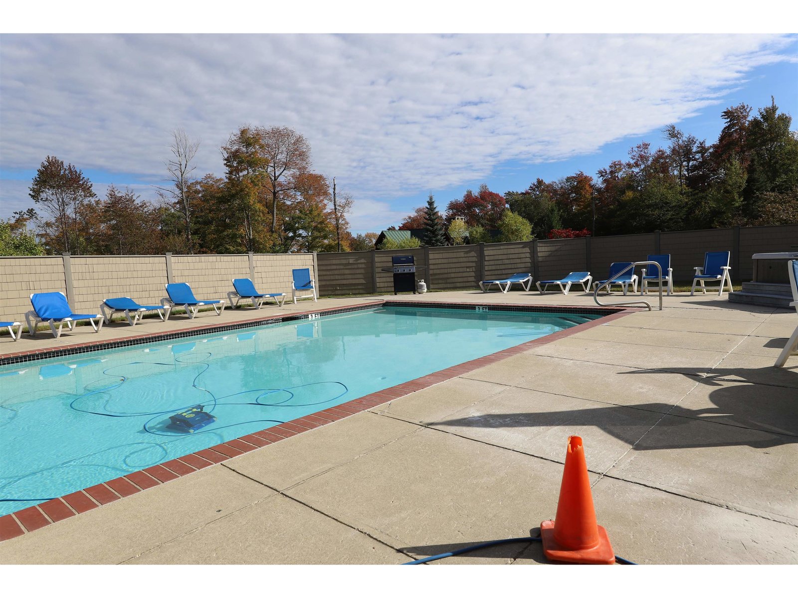 48 Alpine Way, Unit D-1