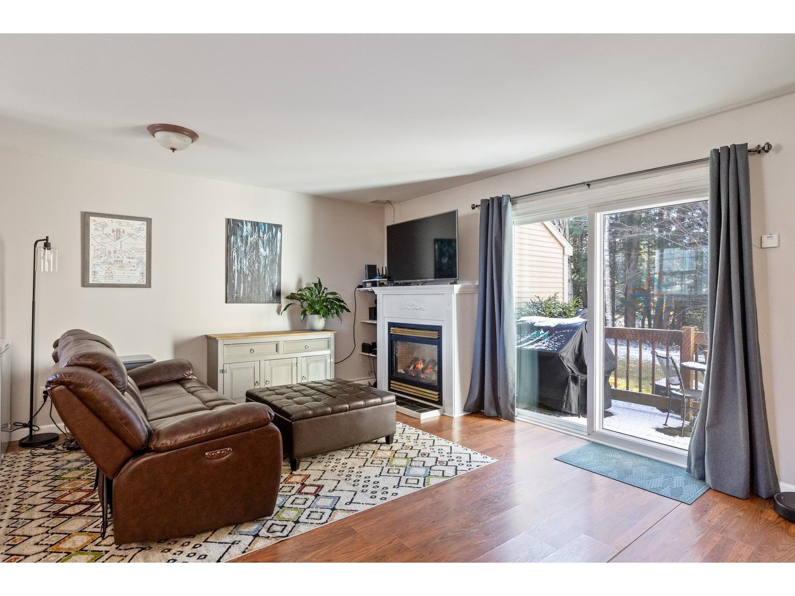 48 Chestnut Lane, Unit 5