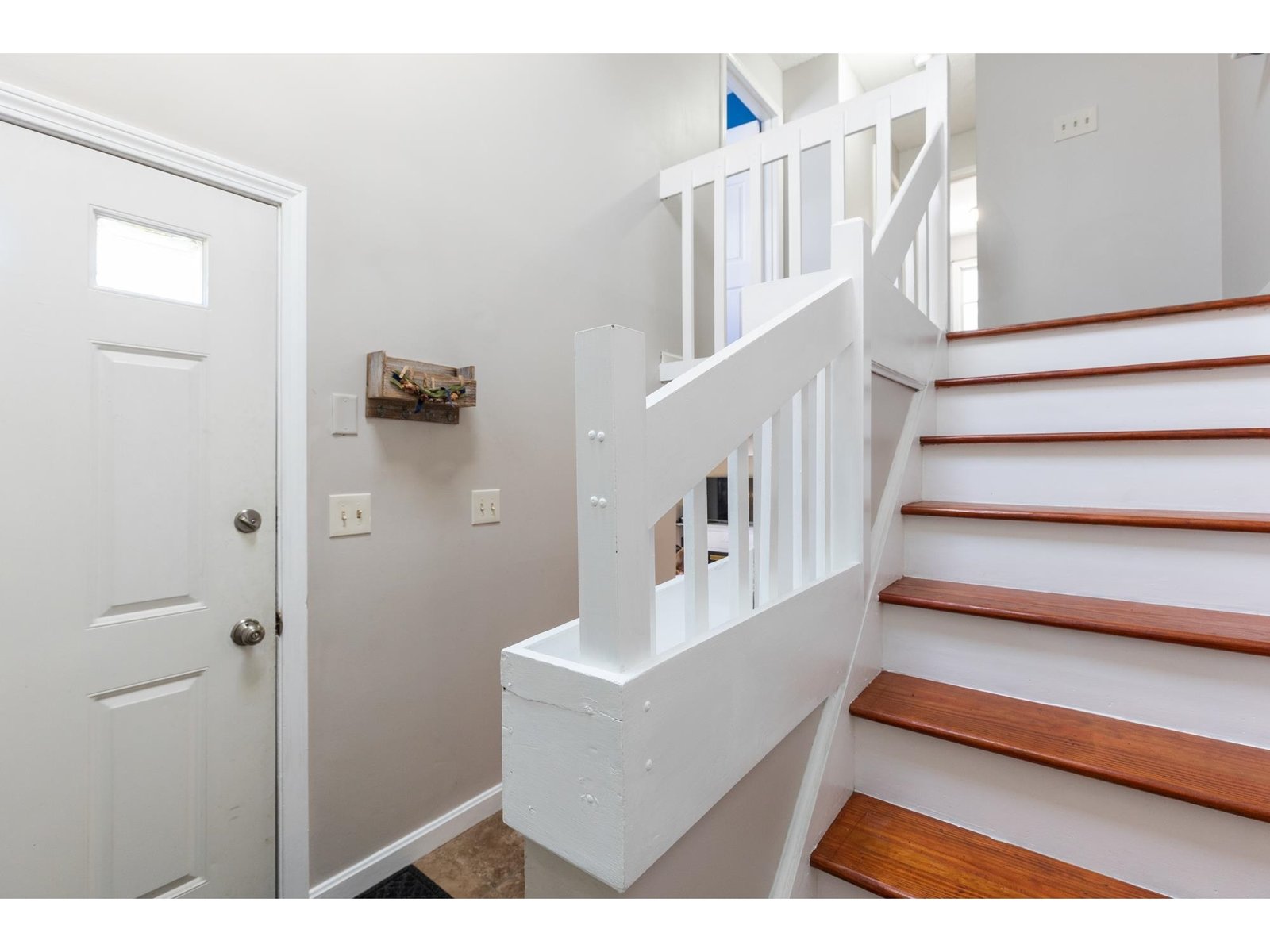 48 Chestnut Lane, Unit 5