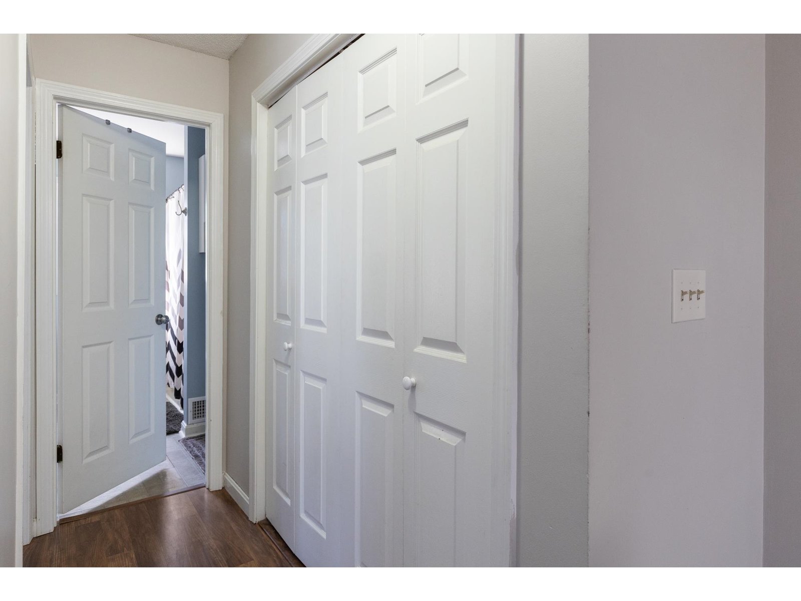 48 Chestnut Lane, Unit 5