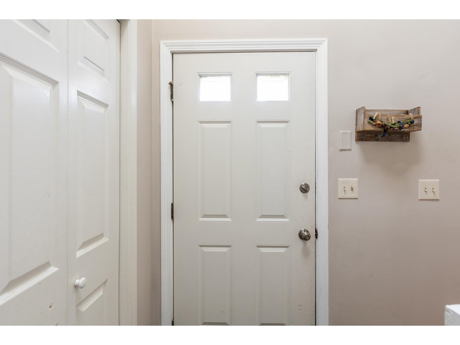 48 Chestnut Lane, Unit 5