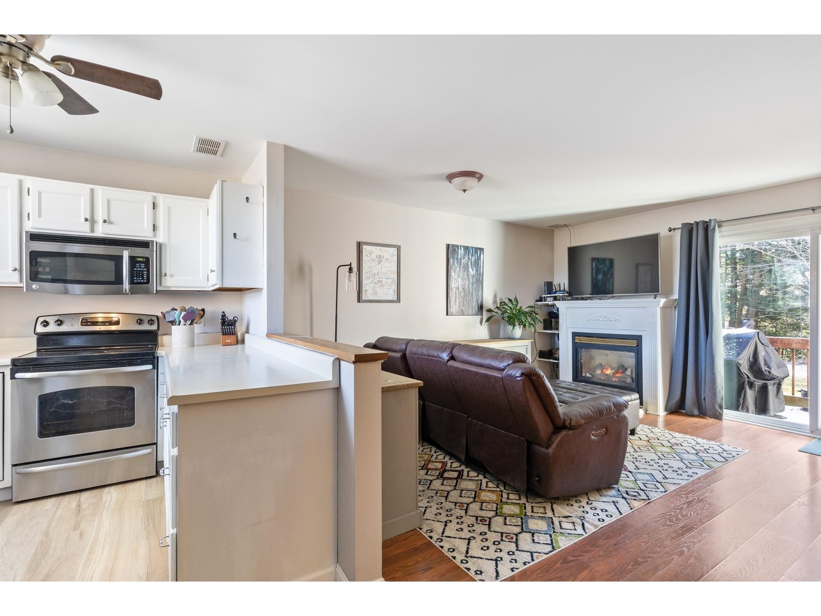 48 Chestnut Lane, Unit 5