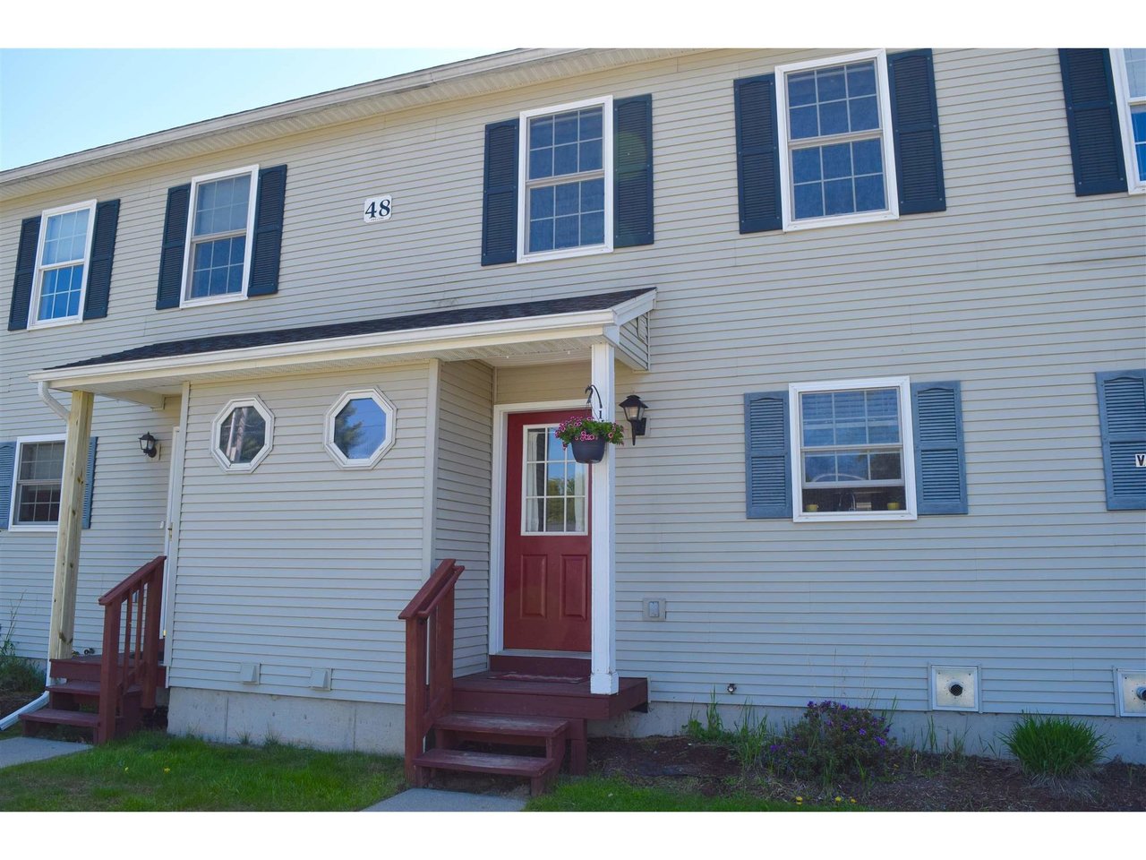 48 Colonial Road, Unit 104