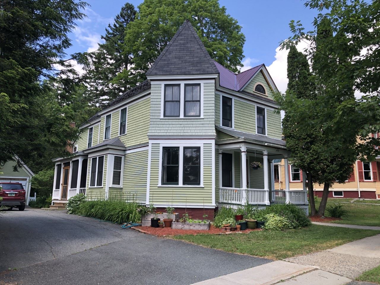 48 Court Street