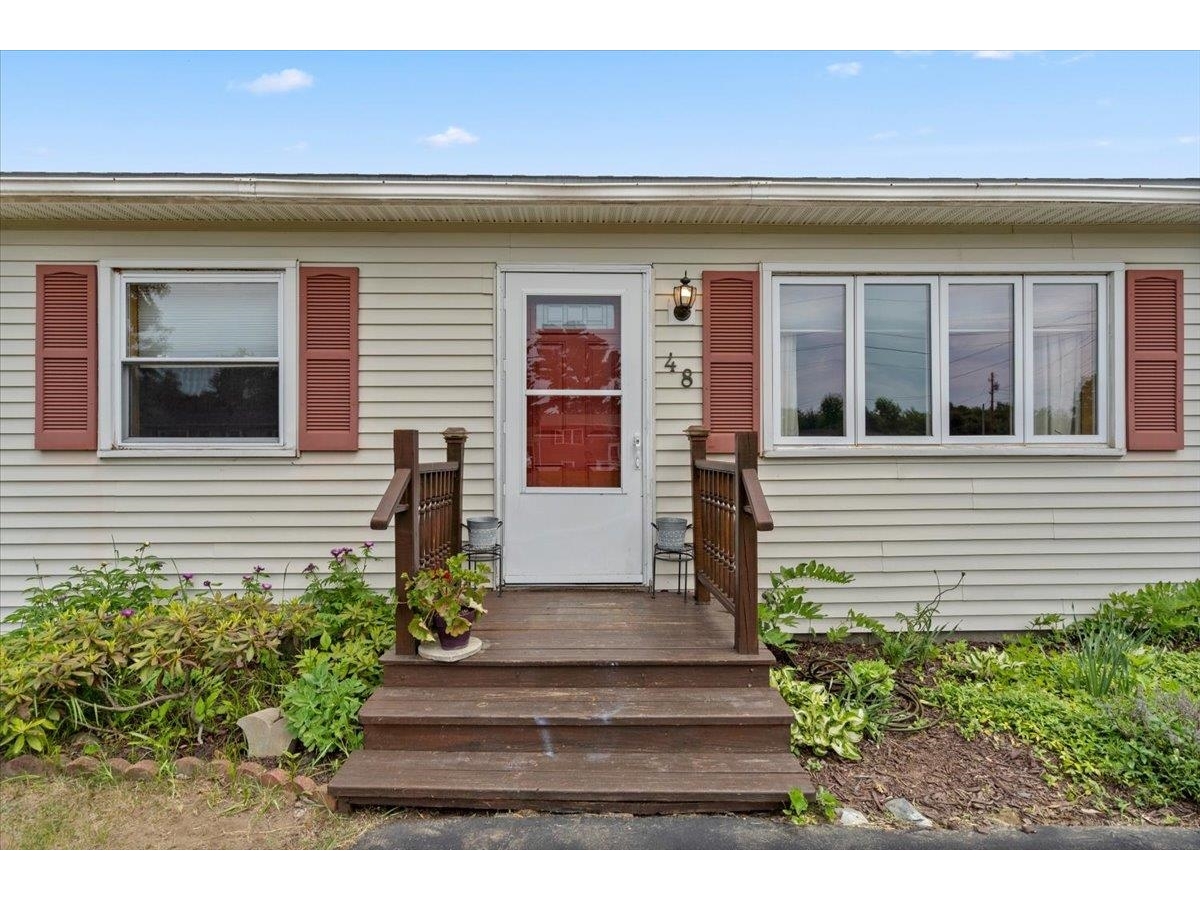 48 Meadow Road