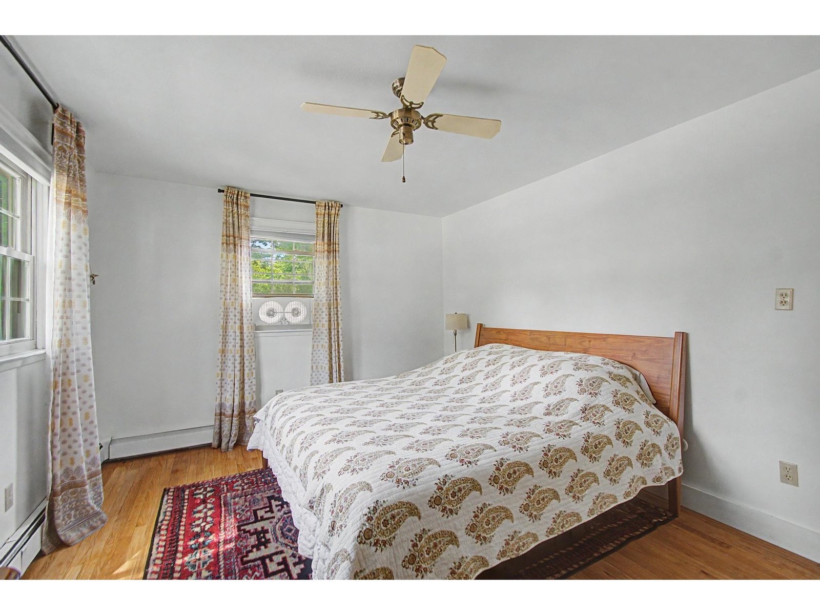 48 Roseade Parkway