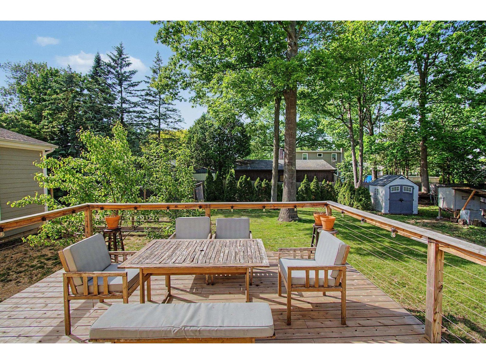 48 Roseade Parkway