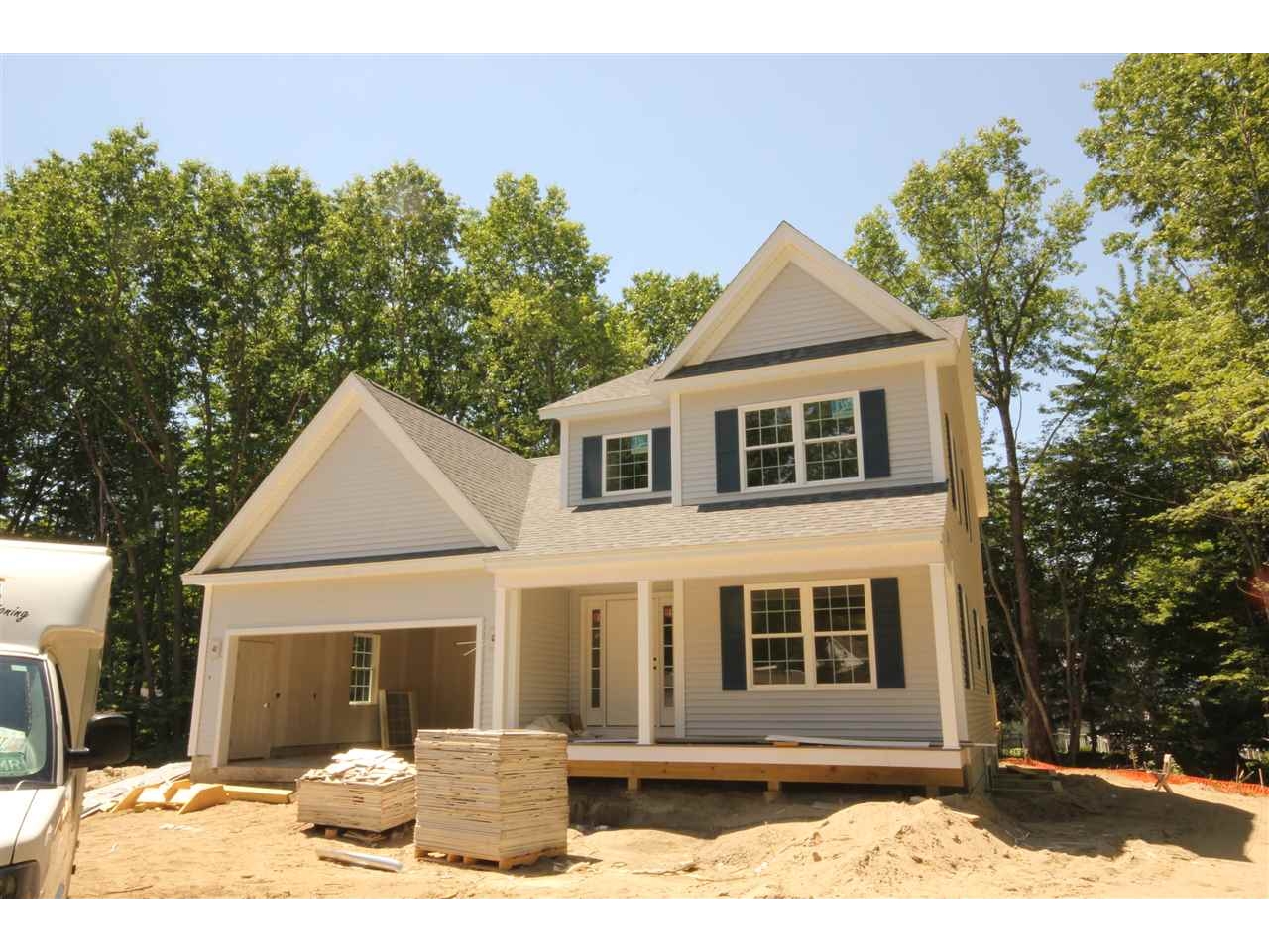 48 Woods End Drive