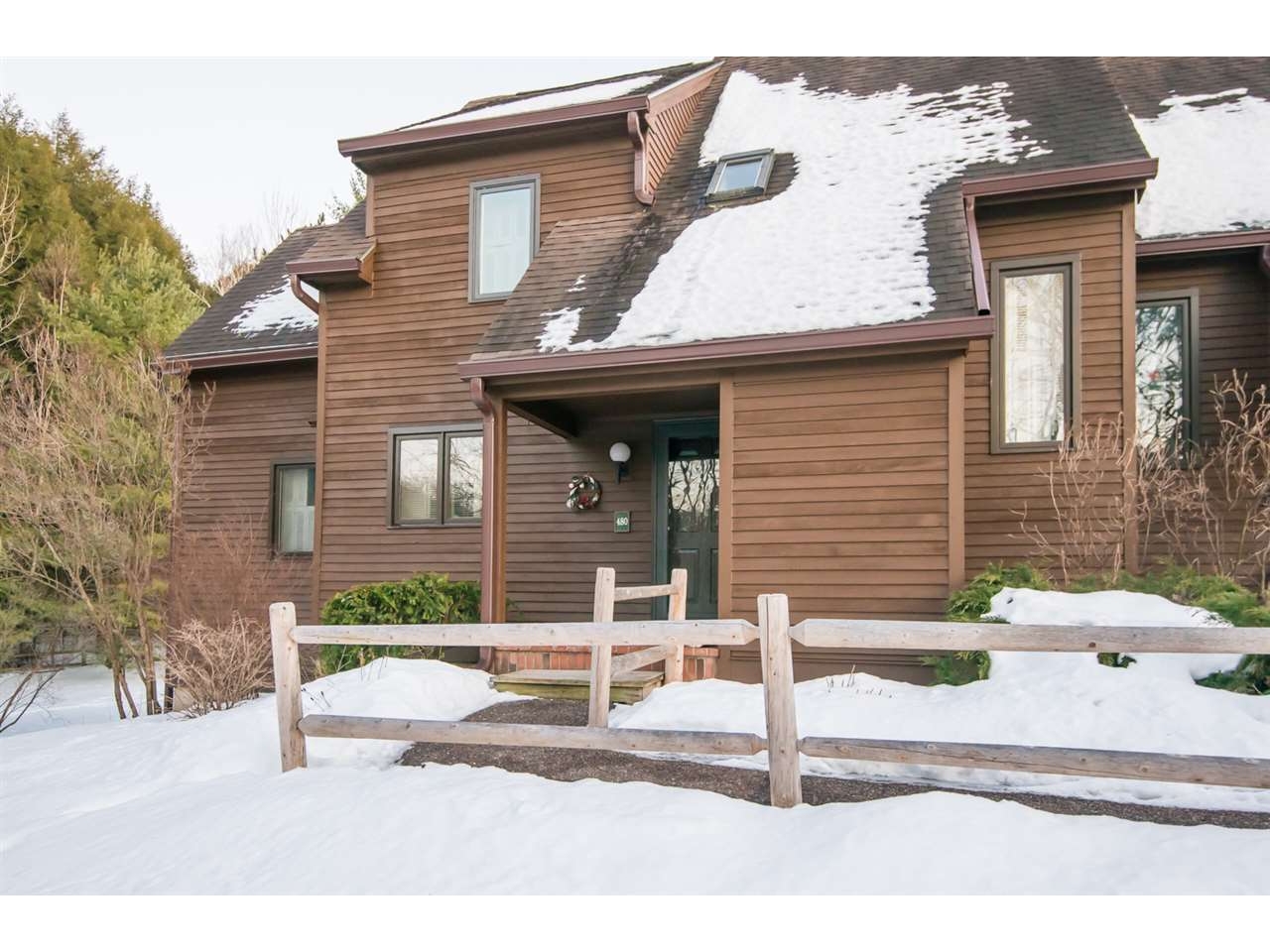 480 Acorn Lane