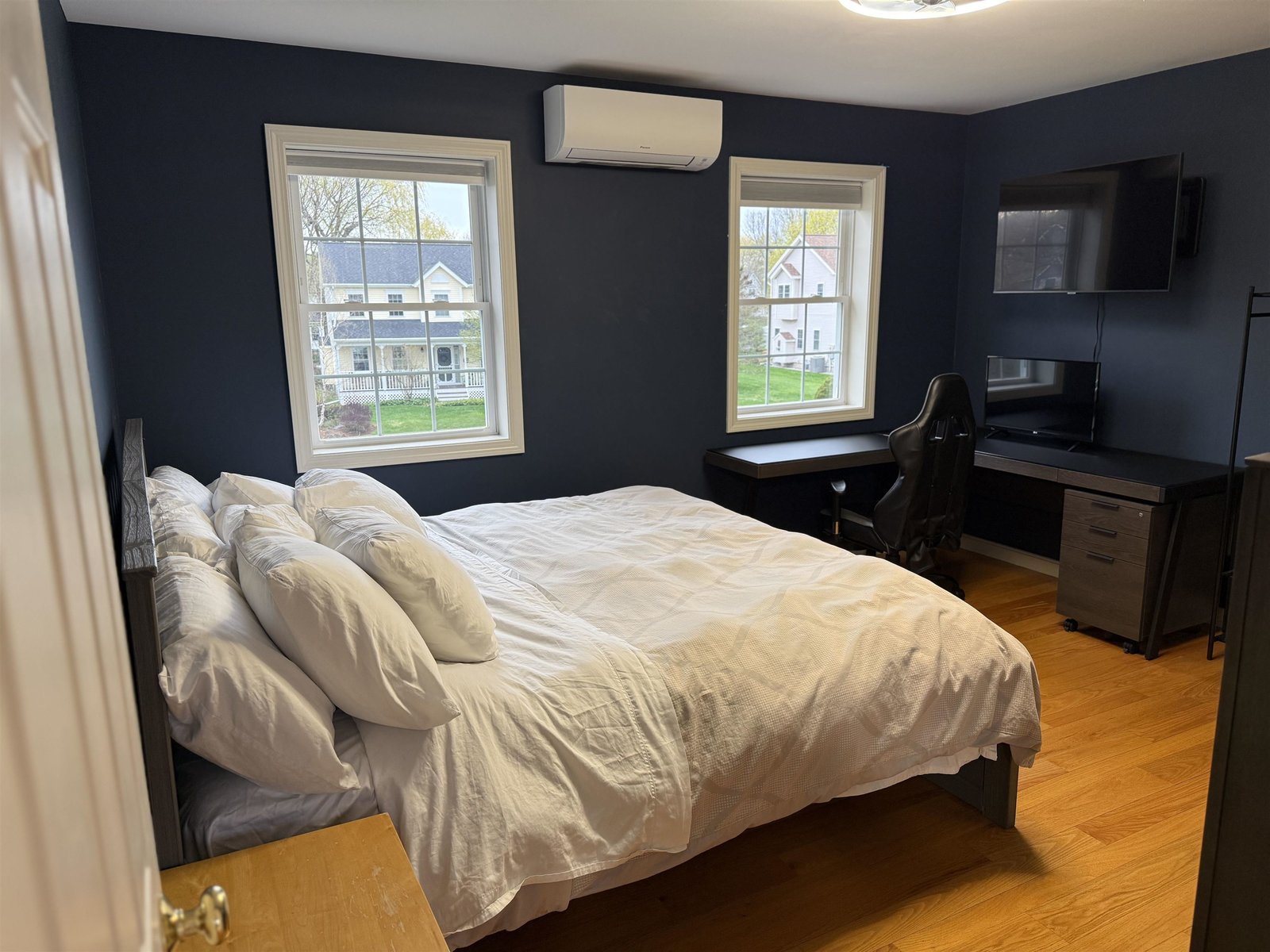 BEDROOM #2