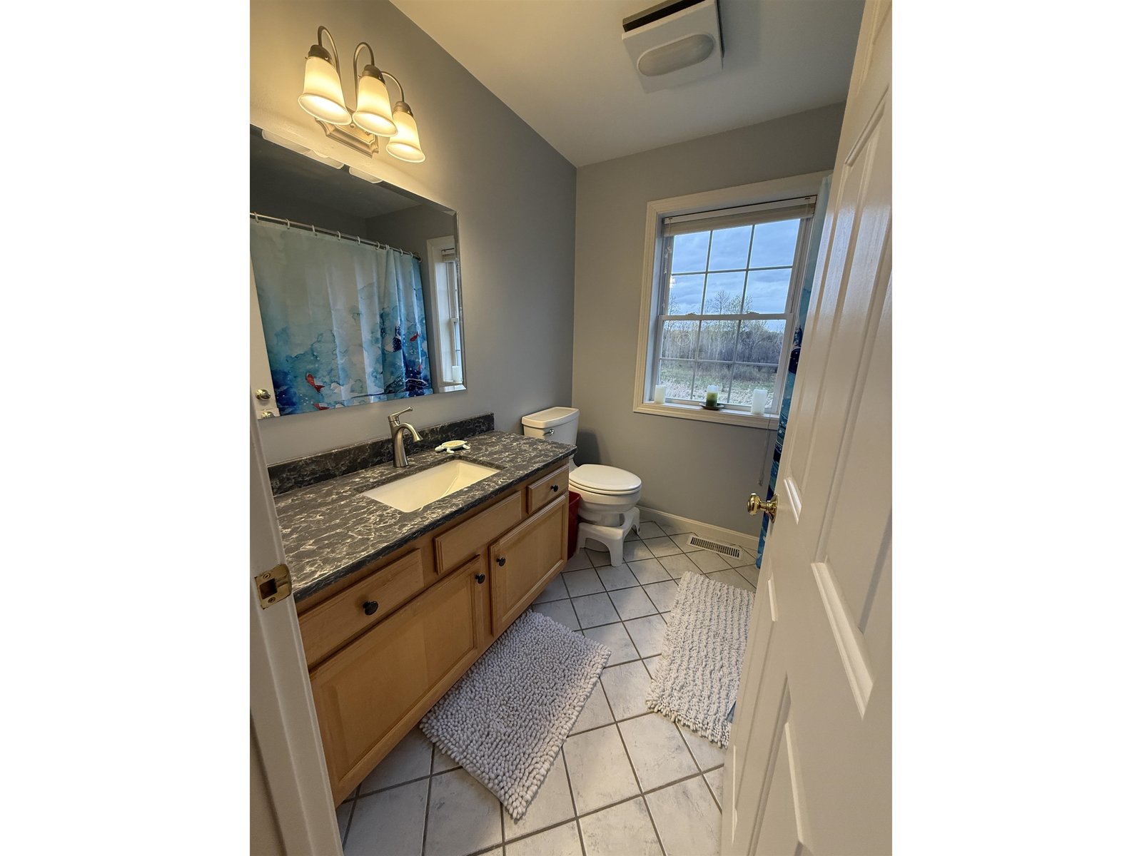 FULL BATH UPSTAIRS