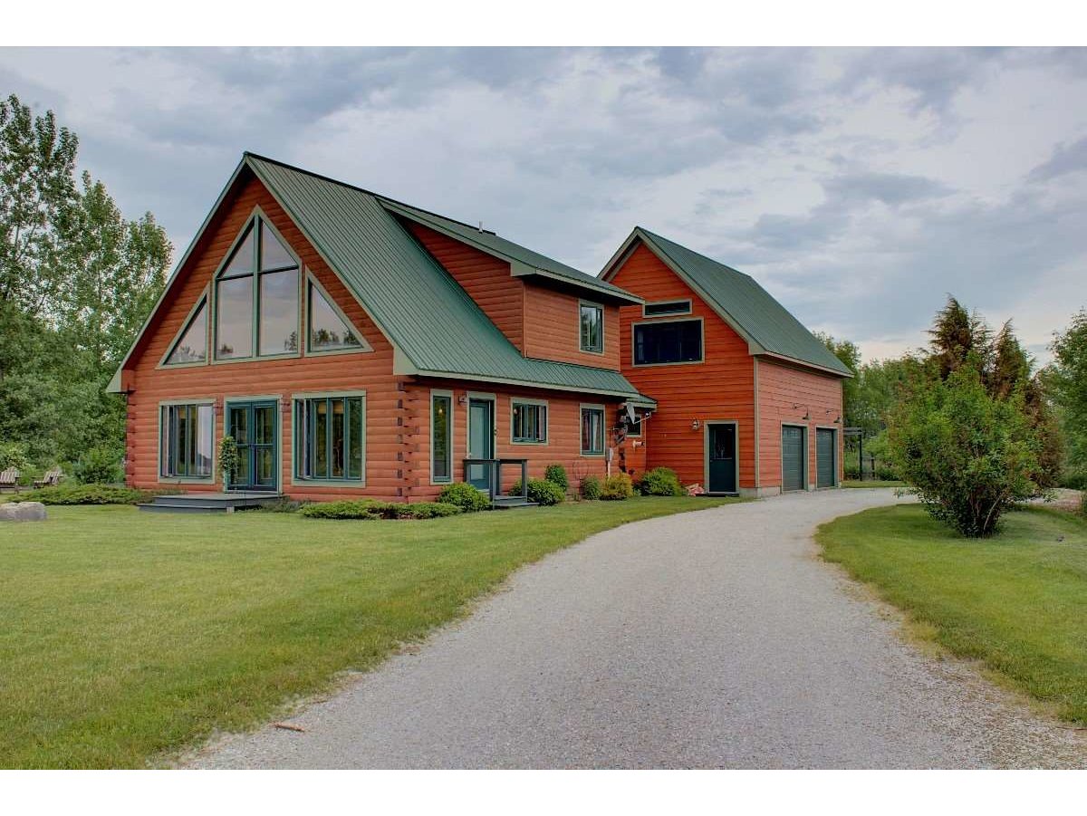 2341 West Shore Road Isle La Motte, Vermont Sold in 2020 Coldwell