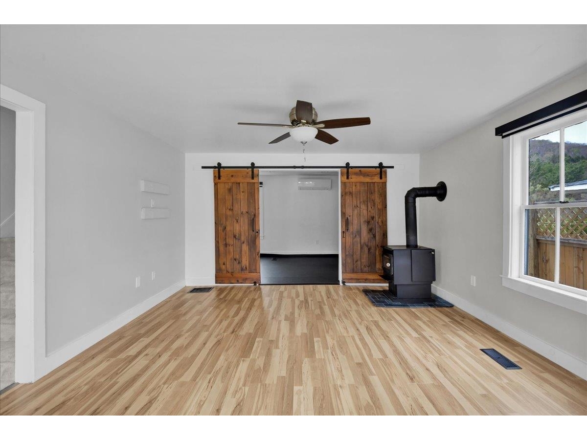 4804 Main Road