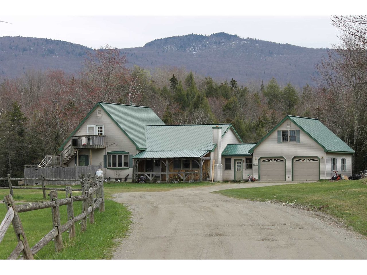25 Souther Road Lowell, Vermont Sold in 2020