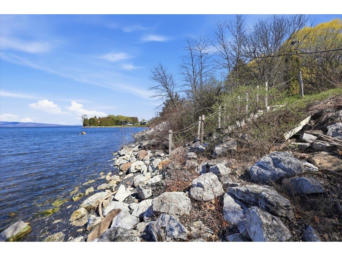 481 Hills Point Road