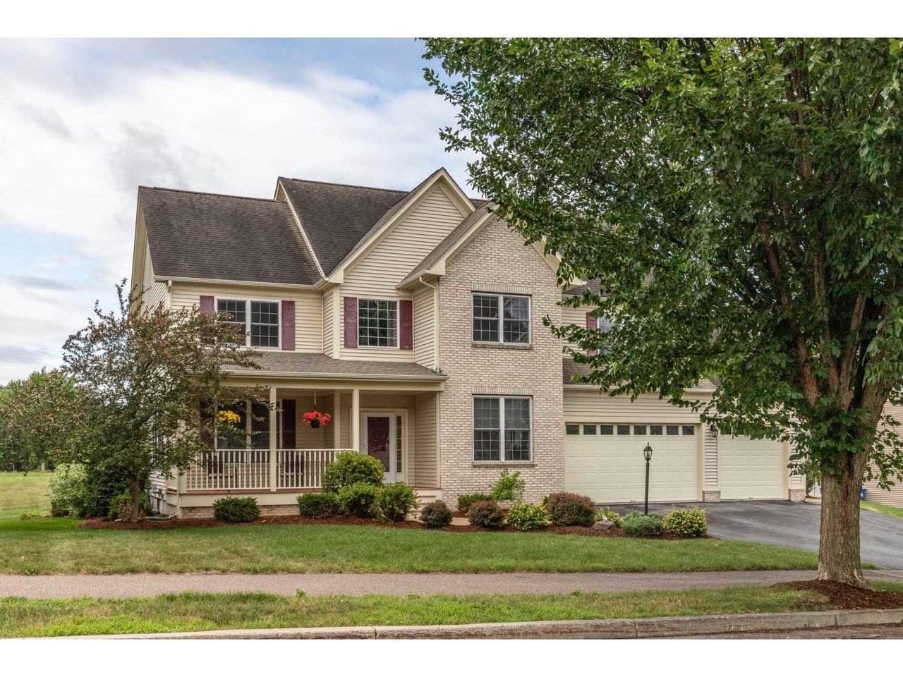 Sold property in South Burlington Sold property in South Burlington